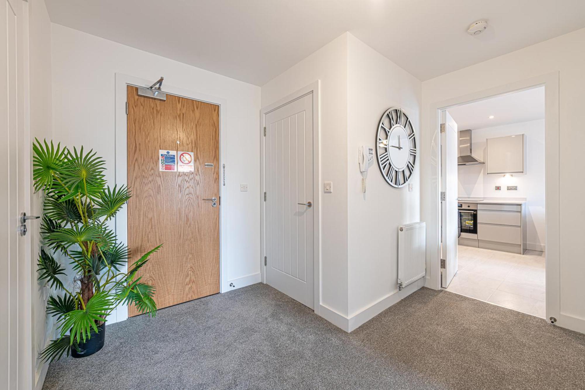 Gospel Heights Luxury Apartments With Parking Heswall Buitenkant foto