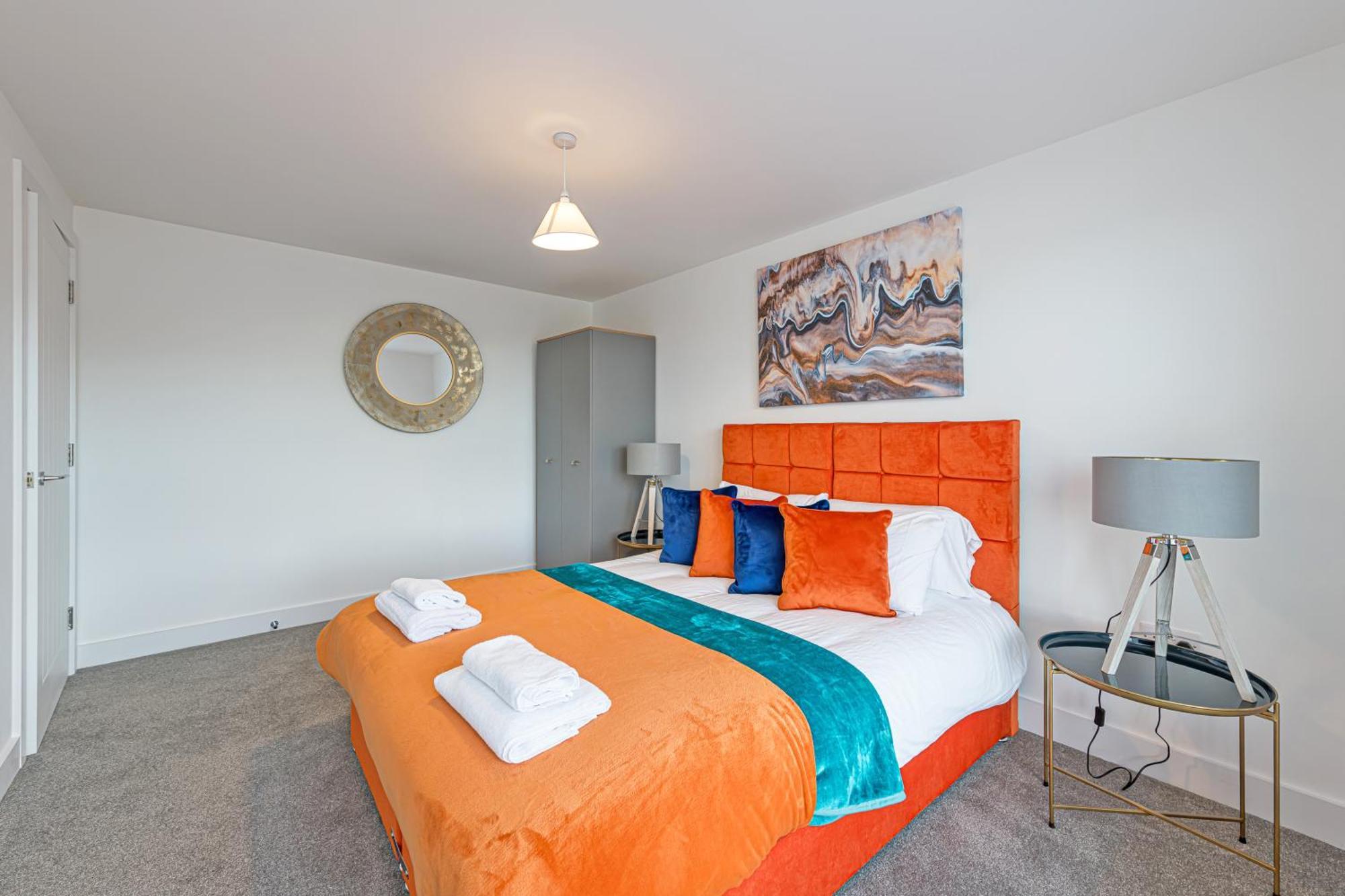 Gospel Heights Luxury Apartments With Parking Heswall Buitenkant foto