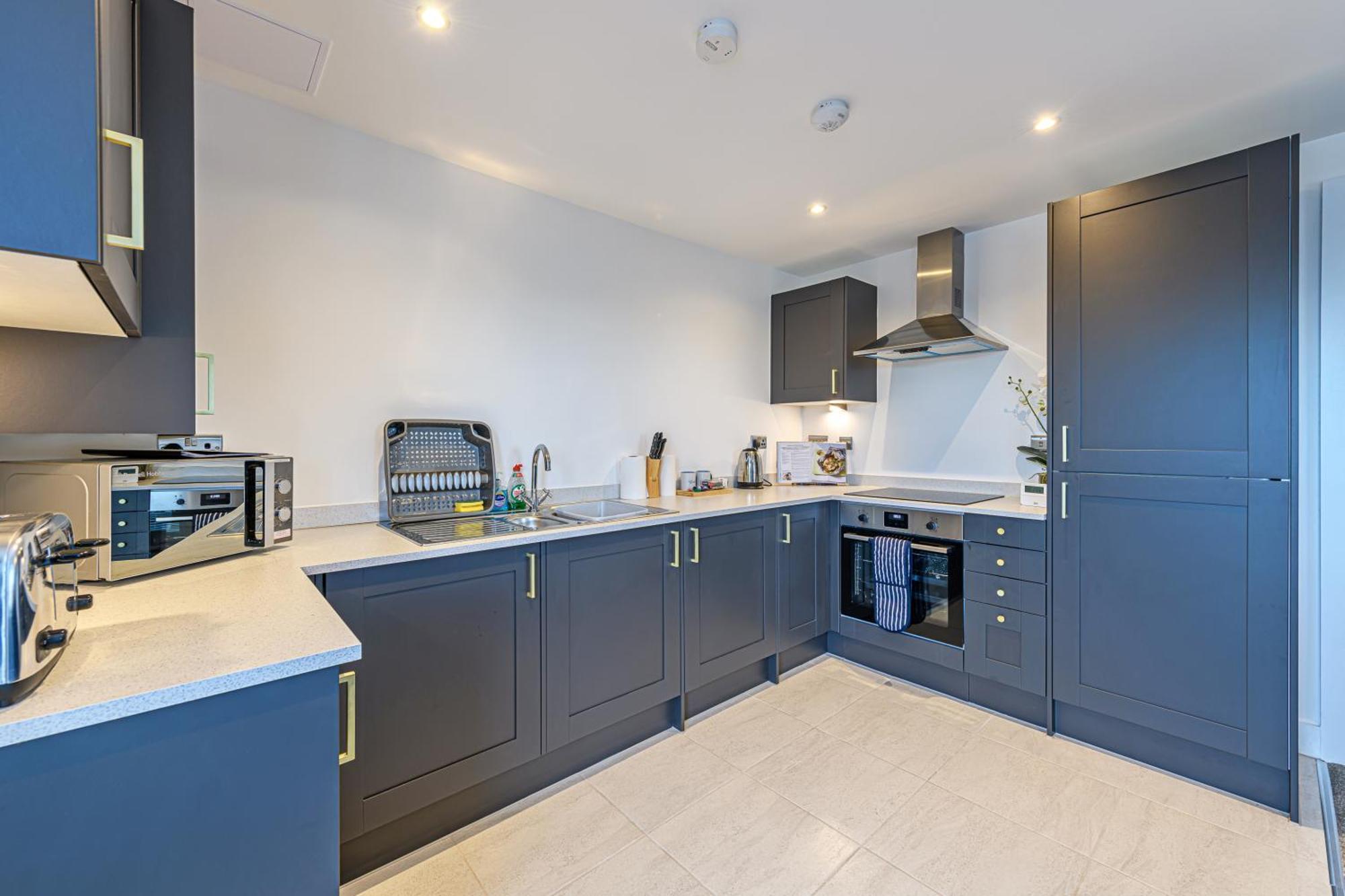 Gospel Heights Luxury Apartments With Parking Heswall Buitenkant foto