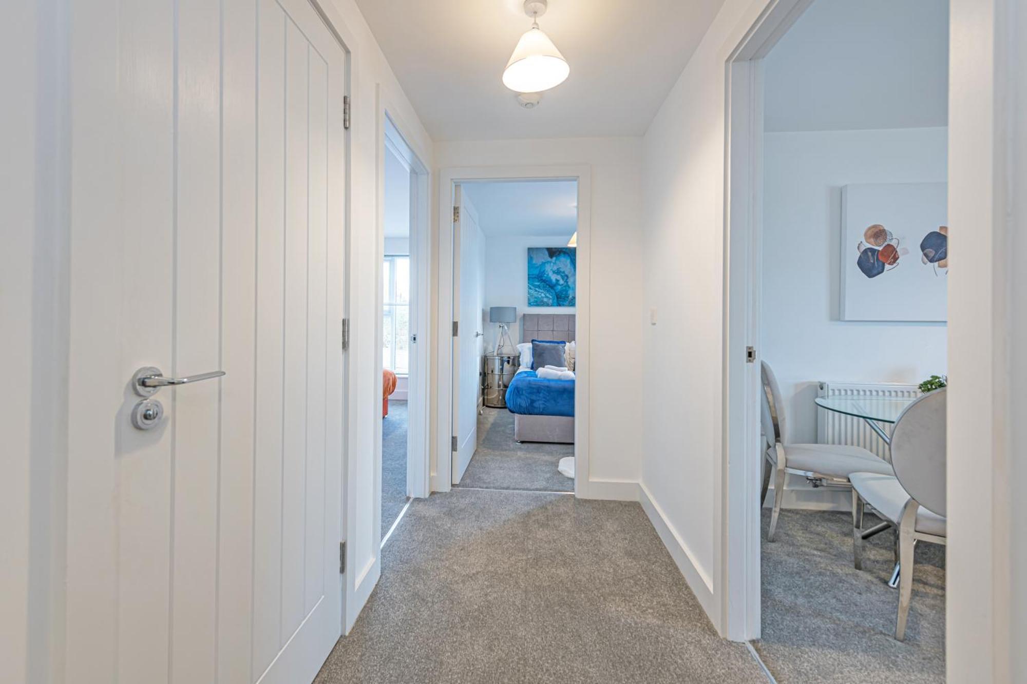 Gospel Heights Luxury Apartments With Parking Heswall Buitenkant foto